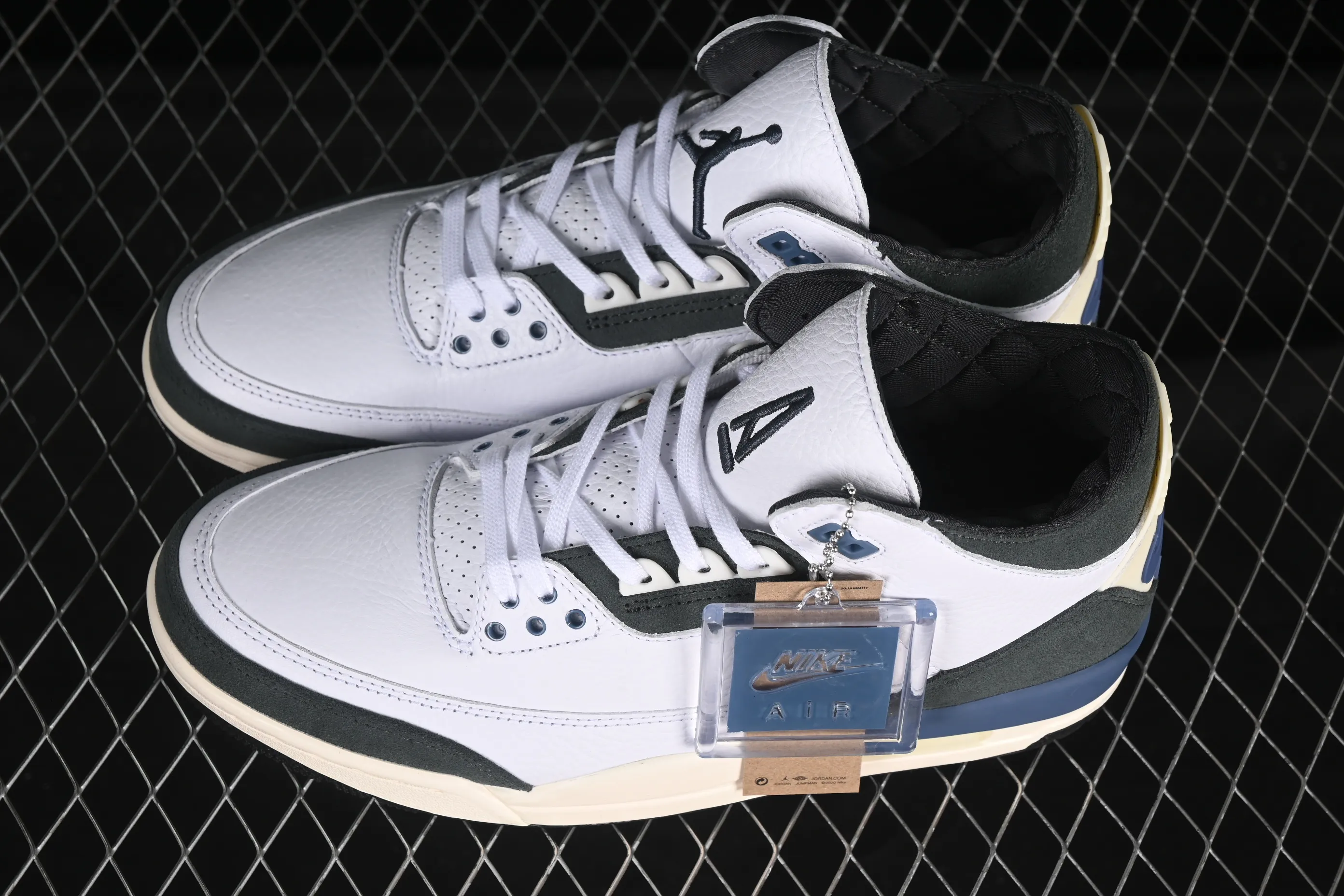 All categories Air Jordan Jordan series basketball shoes Air Jordan 3 OG version Air Jordan 3 Retro OG SP "Diffused Blue" AJ3 Joe 3 white and blue cement HV8571-100
